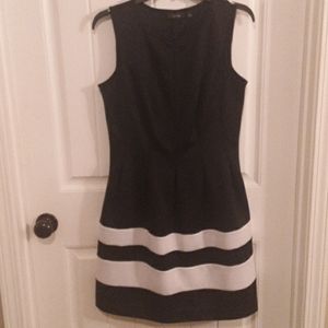APT.9 Brand / Misses Swing Dress / Black & White